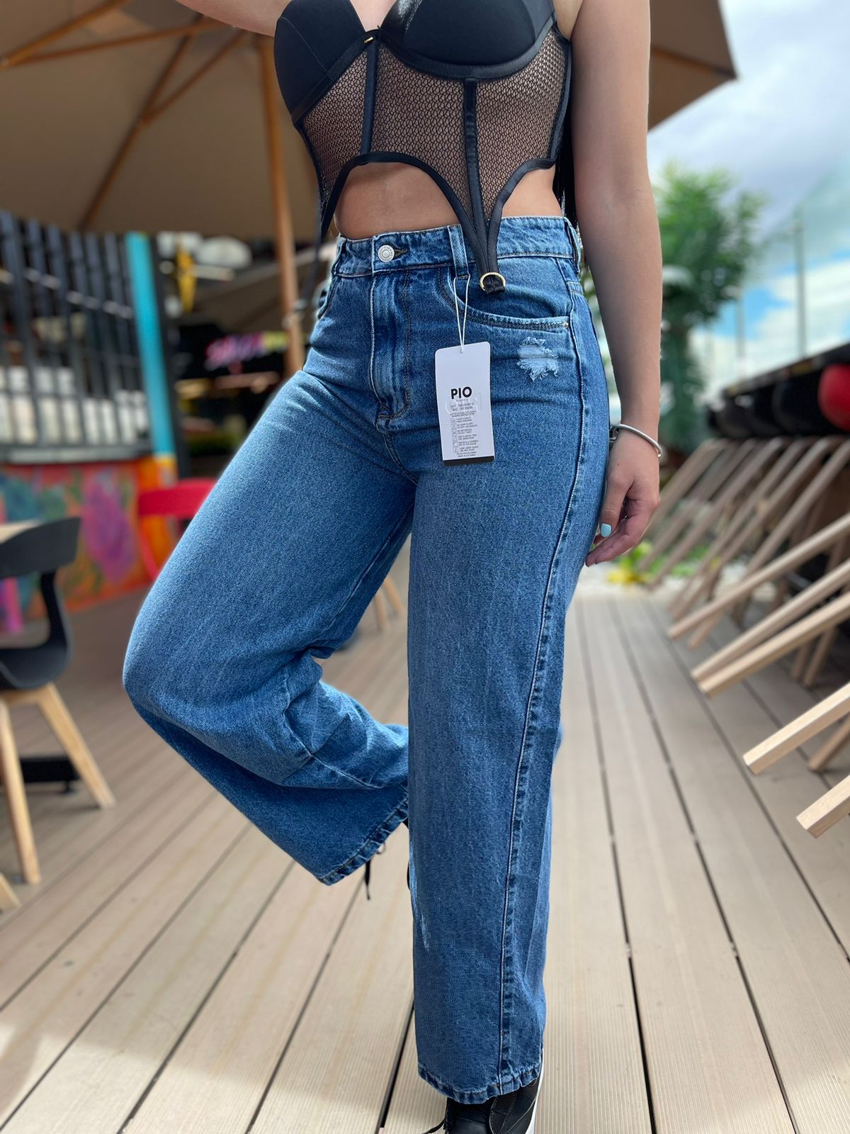 JEAN STRAIGHT